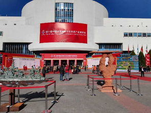 讓文創(chuàng)與產(chǎn)業(yè)深度融合——中央文化管理干部學(xué)院參展文博會并組織專題賽事